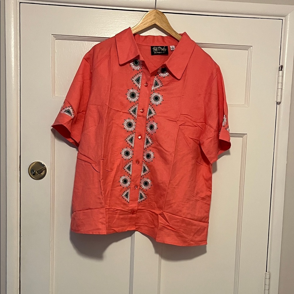 55% linen Art to wear Bob Mackey’s art to wear Coral Embroidered Blouse preowne